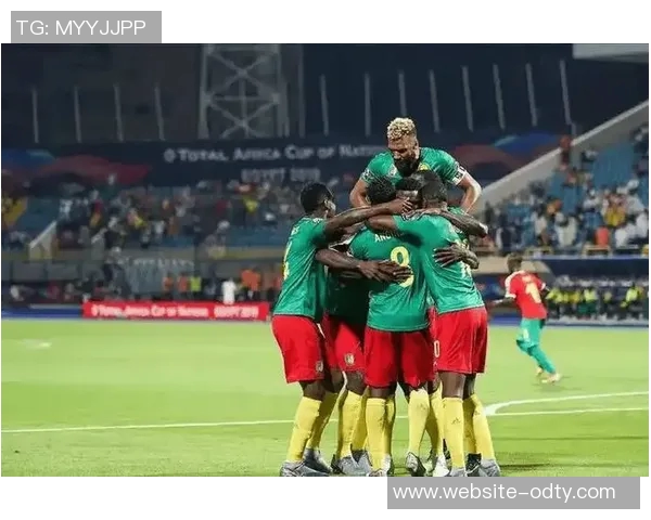 姆巴佩兄弟齐聚非洲杯现场助威喀麦隆对决科特迪瓦精彩对抗